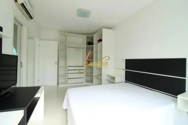 Imagem Casa mobiliada e decorada com 03 suites, mobiliada e decorada em 30X