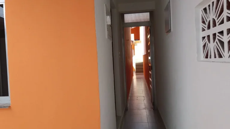 Imagem Sobrado 166m² 2 Dormitorios Grandes mais 1 Edicula e 2 Vagas de Garagens