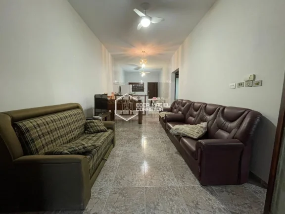 Imagem Se você busca espaço, conforto e uma localização privilegiada no litoral, este imóvel é perfei...