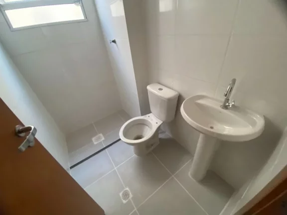 Imagem Apartamento com 2 dormitórios à venda, 43 m² por R$ 175.000,00 - Chácara Estância Paulista - Suzano/SP