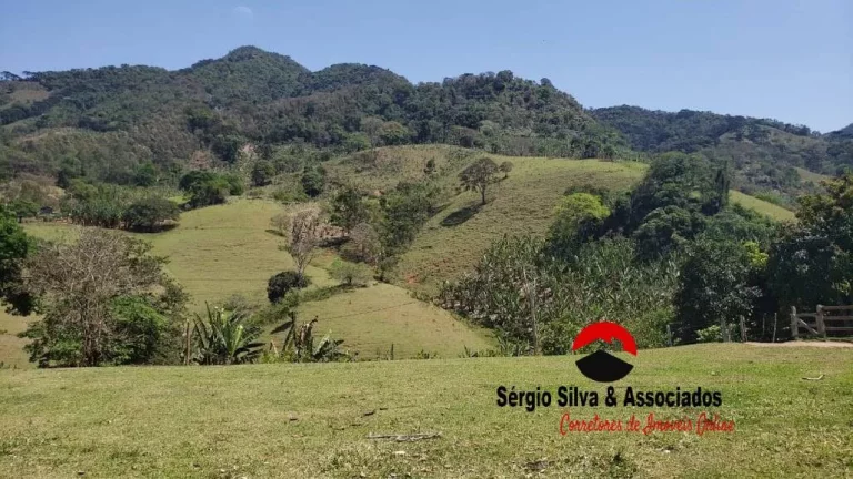 Imagem Sítio Bela Vista Bairro dos Lúcios Região de Luminosa em Brazópolis - MG