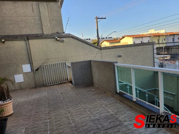 Imagem Sobrado em Condomínio na Vila Guilhermina, São Paulo-SP: 2 Quartos, 1 Sala, 1 Banheiro, 1 Vaga de Garagem!