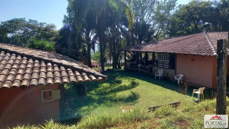Imagem Oportunidade para falar em seu ouvido! Casa a Venda Terreno plano com 2500 m² a venda em condomínio fechado de Nova Lima. Localização privilegiada