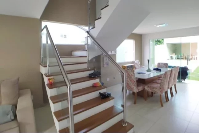 Imagem Casa Duplex, 04 Quartos, Area de Lazer, 01 Suite Master, Praia do Morro, Guarapari - ES