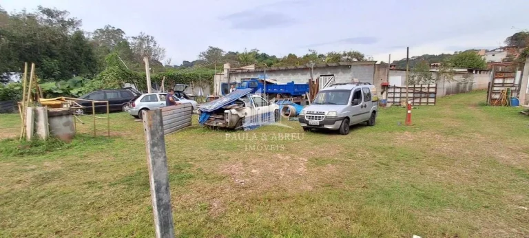 Imagem Terreno de 3.323m², Plano, Galpão pequeno, Saída para esgoto no Sampaio Vidal, Mauá-SP