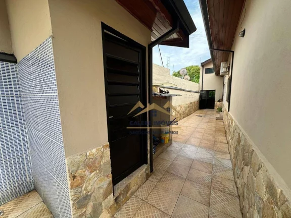 Imagem Casa com 3 dormitórios à venda, 209 m² por R$ 700.000,00 - Chácara Junqueira - Tatuí/SP