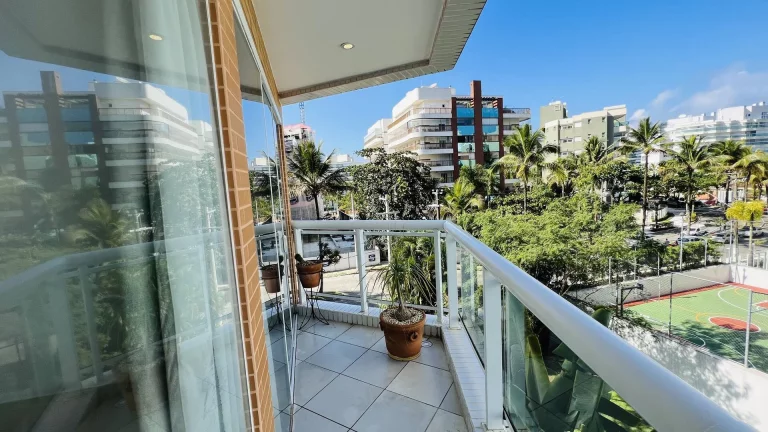 Imagem Apartamento p?(C) na areia à venda na Riviera de São Lourenço, módulo 7