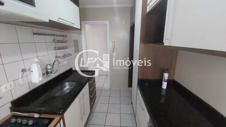 Imagem APARTAMENTO RICO EM ARMARIOS COM TRES QUARTOS