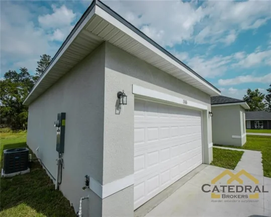 Imagem Casa com 4 quartos por $269,900 (dólar) em Ocala - Flórida - Estados Unidos