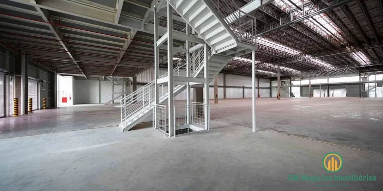 Imagem Galpão com 1560m² em condomínio de uso misto