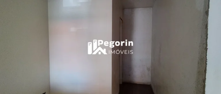 Imagem Sobrado à venda em Colombo, Palmital, com 4 quartos, 170,00m²