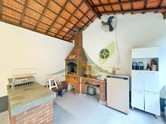 Imagem Chácara Exclusiva em Atibaia: 5.000 m² de Natureza, Piscina e Área Gourmet