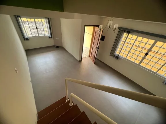 Imagem Sobrado com 3 dormitórios à venda, 170 m² por R$ 750.000,00 - Centro - Ferraz de Vasconcelos/SP
