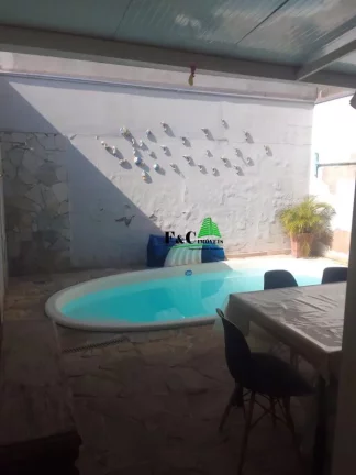 Imagem Casa para Venda em Americana, Jardim Boer I, 4 dormitórios, 1 suíte, 3 banheiros, 2 vagas