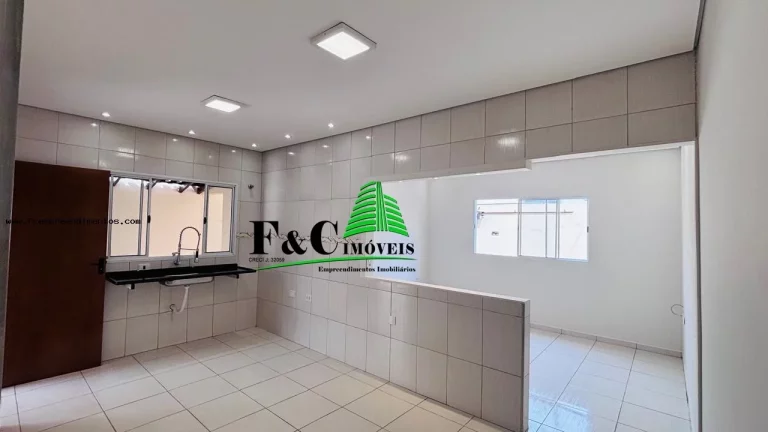 Imagem Casa para Venda em Limeira, Jardim Residencial Guimarães, 2 dormitórios, 1 banheiro, 2 vagas