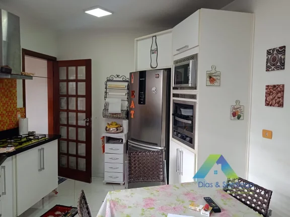 Imagem SOBRADO DE 3 DORMITÓRIOS NA VILA DAS MERCES !!!