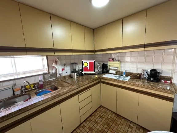 Imagem Vendo 4Q Rua 18 de outubro 141, Tijuca, exclusividade, 4Q, 1 suíte, MAIOR PLANTA, melhor vista, alto, super SEGURO, 7 VAGAS, próximo METRÔ Uruguai