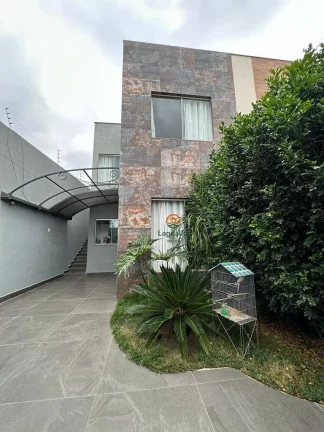 Imagem Casa com 3 dormitórios à venda, 140 m² por R$ 680.000,00 - Visão - Lagoa Santa/MG