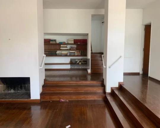 Imagem CAMPO BELO NOBRE CASA COM 310,00 M CONSTRUÍDOS TERRENO 750,00 M 3 DORMITÓRIOS 1 DELES SUÍTE 3 SALAS LAVABO COPA COZINHA PISCINA 4 VAGAS