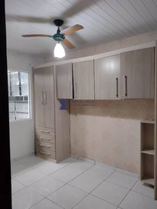 Imagem CASA COM 2 QUARTOS EM CAMPO LARGO
