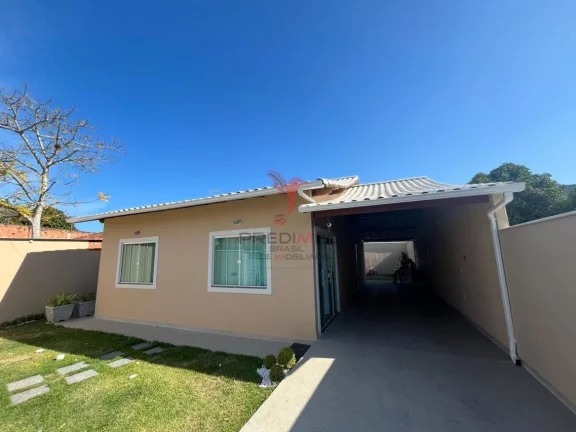 Imagem Casa à venda no Centro de Iguaba por R$ 485.000. Aceita financiamento