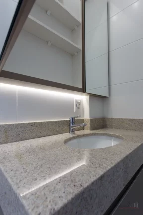 Imagem Excelente apartamento no Itacorubi, com 2 dormitórios, sendo 1 suíte, sala de estar/jantar, sacada...