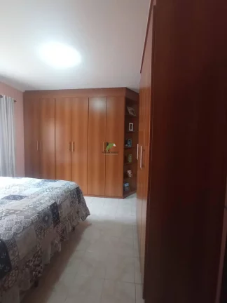 Imagem CASA EM EXCELENTE LOCALIZAÇÃO