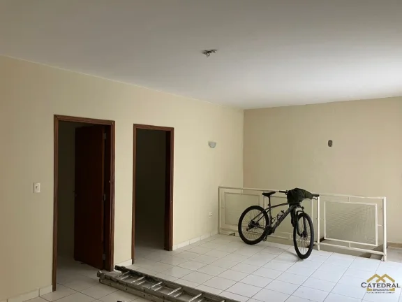 Imagem Casa Comercial na Vila Arens com 250m² por - R$ 3.500,00