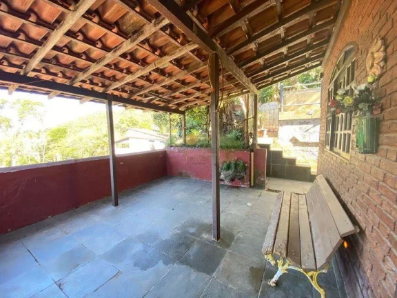 Imagem Casa para Venda em Teresópolis / RJ no bairro Iucas