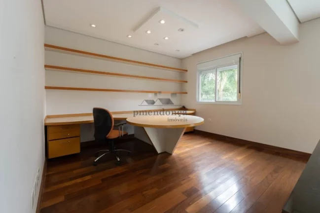 Imagem Apartamento de Alto Padrão na Rua Wanderley, 3 suítes e 4 vagas, 350m²