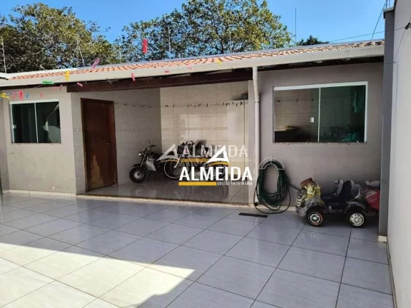 Imagem Casa com 3 dormitórios à venda, 280 m² por R$ 810.000,00 - Ajapi - Rio Claro/SP