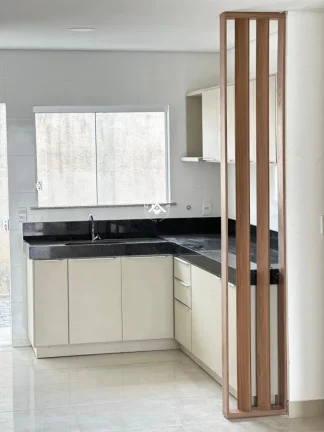 Imagem Casa para Venda em Porto Seguro, Rua Jacaranda, 3 dormitórios, 1 suíte, 2 banheiros, 1 vaga