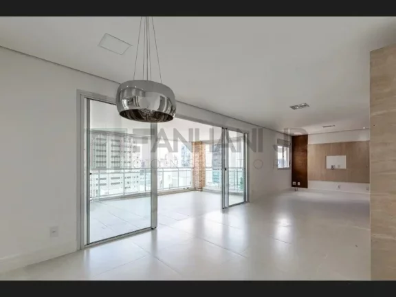 Imagem Imperdível: Apartamento de Luxo à Venda ou Locação no Itaim Bibi, São Paulo - 3 quartos, 3 suítes, 3 salas, 5 banheiros, 3 vagas - 162 m².