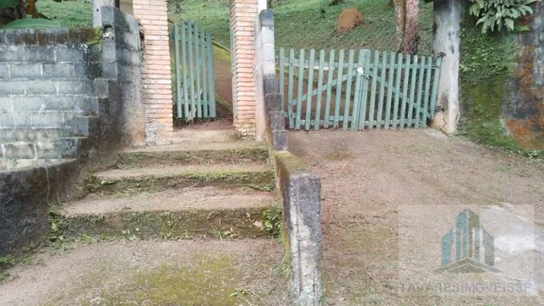 Imagem Chácara com 2 quartos, 1700m2, à venda em Igaratá, Centro
