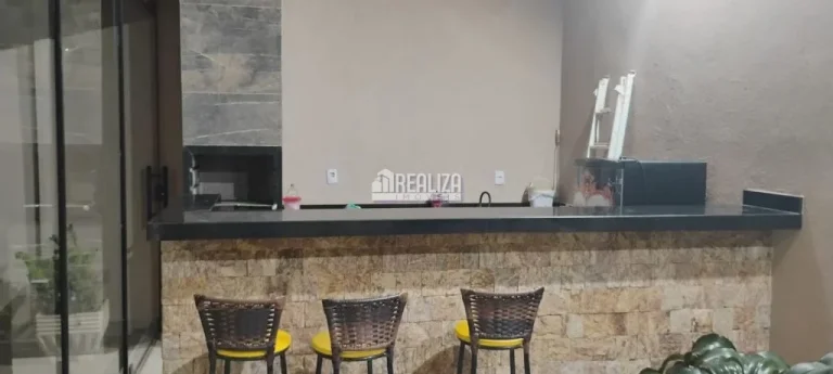 Imagem Casa padrão à venda com 4 dormitórios no Residencial Estados Unidos - Uberaba