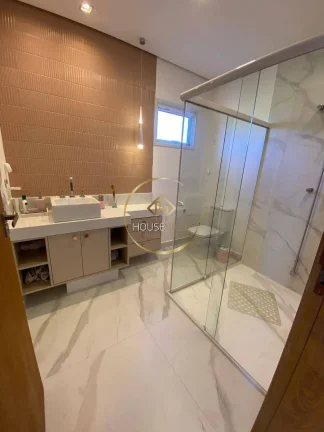 Imagem Casa em Condomínio, 5 Suítes, Recanto Santa Bárbara, Jambeiro/SP