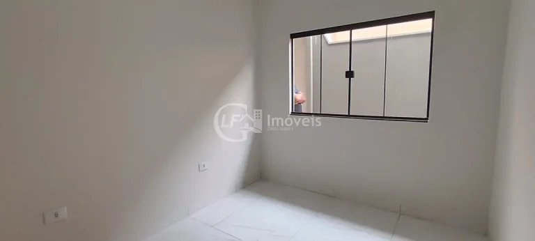 Imagem Casa à Venda em Campo Grande-MS 3 quartos, 1 suíte, 1 sala, 3 vagas de garagem, 98m² - Vila Santo Amaro!