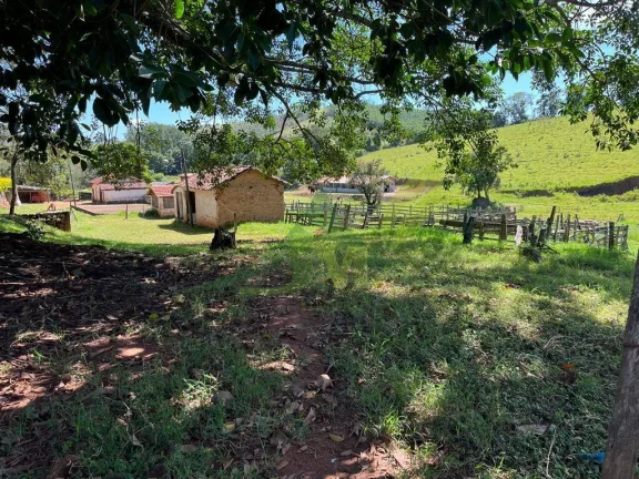 Imagem Sítio à Venda em Piracaia com 62.000m²