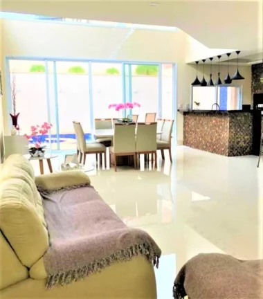Imagem Linda casa com 3 dormitórios à venda no condomínio Parque das Quaresmeiras