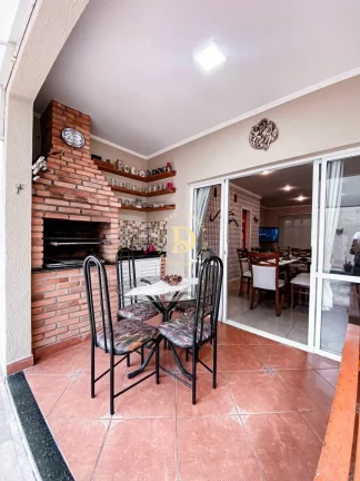 Imagem Casa Condomínio - Condomínio Itália Boulevard - Jacareí/SP - 3 Dormitórios - 145
