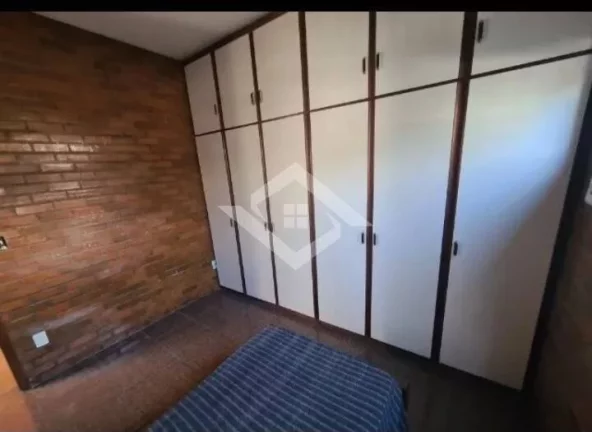 Imagem CASA DÚPLEX EM CONDOMÍNIO COM PISCINA NA FREGUESIA