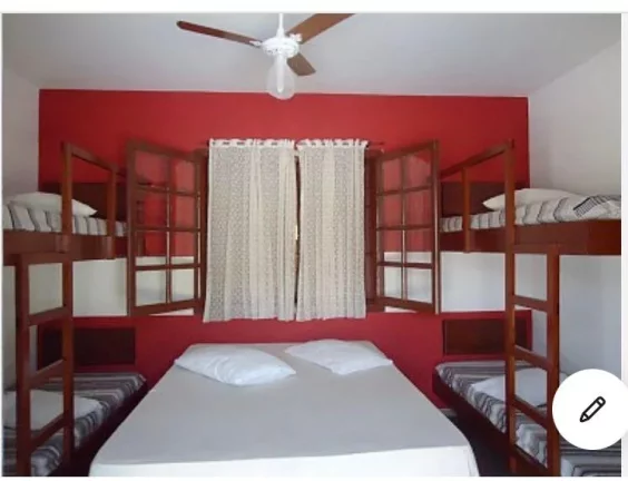 Imagem Casa para Temporada em Ubatuba / SP no bairro Lázaro (Praia Domingos Dias)