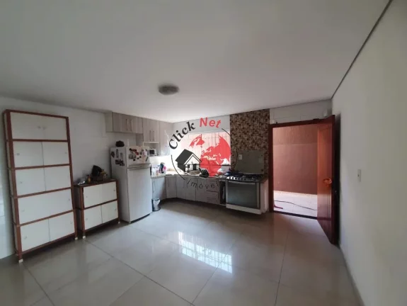Imagem Sobrado com 4 dormitórios mais 2 cômodos nos fundos e salão comercial para Venda ou Locação no bairro Jordanópolis em São Bernardo do Campo