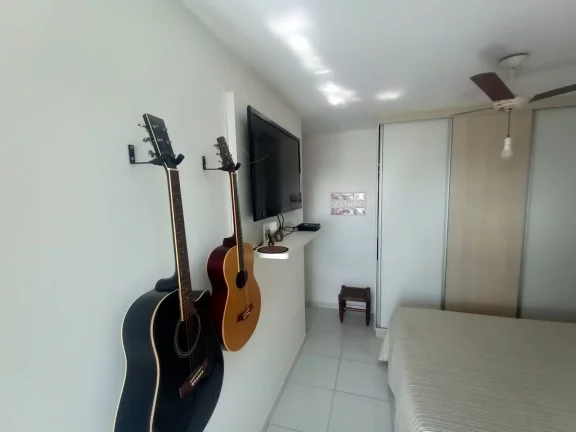 Imagem Apartamento Alto Padrão, 03 Quartos, 01 Suite, 02 Vagas de Garagem, Vista p/ o Mar, Praia do Morro, Guarapari - ES