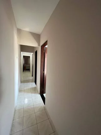 Imagem Casa com 3 dormitórios à venda, 200 m² por R$ 650.000 - Jardim Las Vegas - Santo André/SP