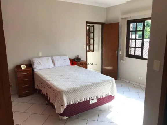 Imagem Casa à venda 2 Quartos, 1 Suite, 1 Vaga, 299M², Barcelona, São Caetano do Sul - SP