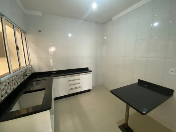 Imagem Imperdível! Casa à venda em Sorocaba-SP, Jardim Novo Horizonte: 2 quartos, 2 salas, 2 banheiros, garagem e 140m².
