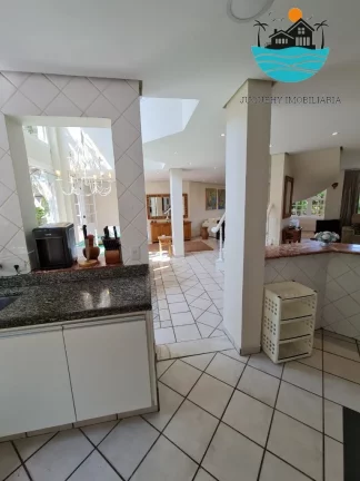 Imagem Casas para Alugar Temporada em Juquehy - com 7 suítes, lado direito, 30 m da praia. máx. 18 pessoas | Juquehy Imobiliária