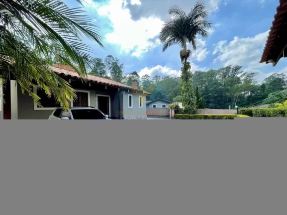 Imagem Casa em Condomínio a Venda no bairro Granja Viana - Carapicuíba, SP