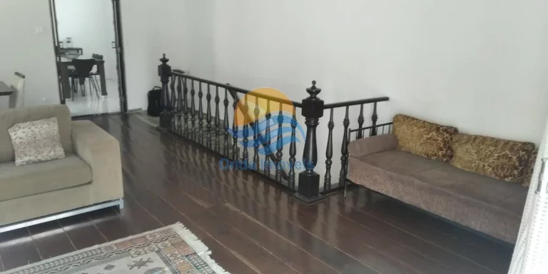 Imagem Casa sobreposta a venda em Santos no Boqueirão (Alta)